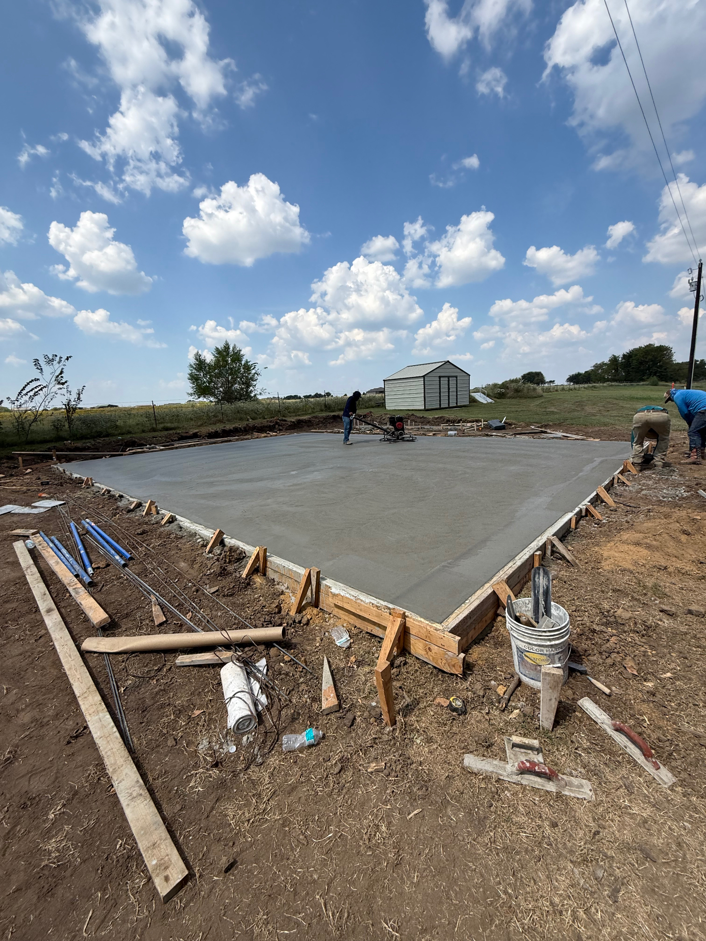 Shop Building Slab — Fresh Pour