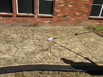 Stamped Flagstone Side Walkway